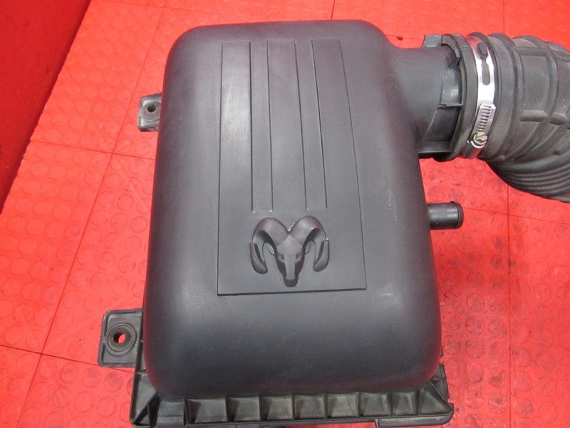03-08 Dodge Ram 5.7L HEMI 1500 2500 3500 Intake Air Cleaner Box Assemb