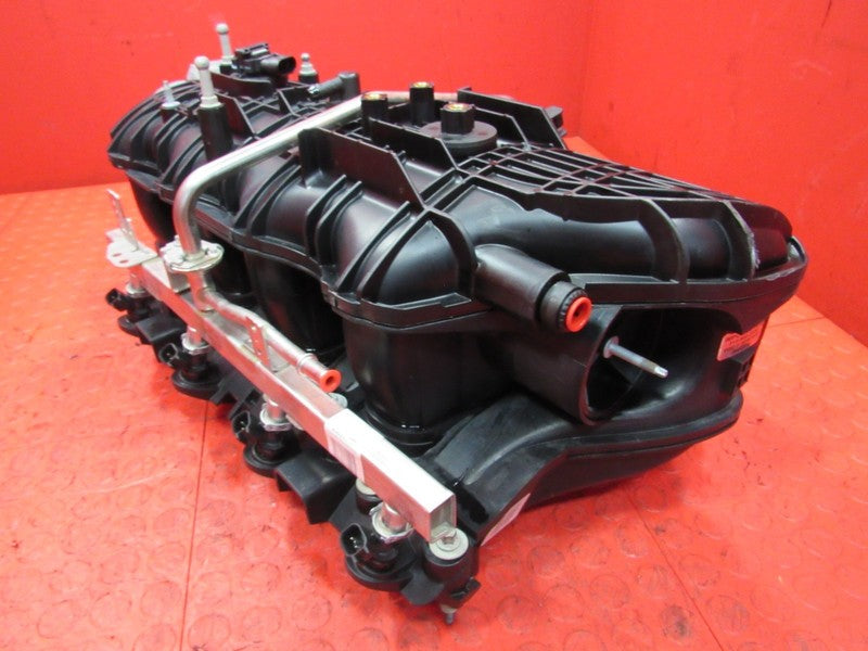 06-09 Chevy Trailblazer SS TBSS LS2 Complete Intake Manifold Throttle 