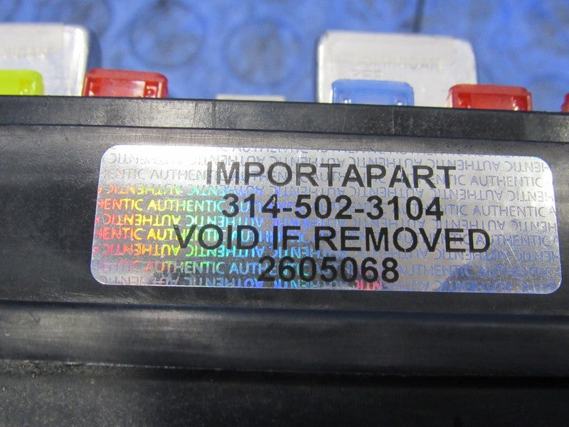 08-11 Cadillac DTS Buick Lucerne Cabin Under-Seat Fuse Relay Box 13697