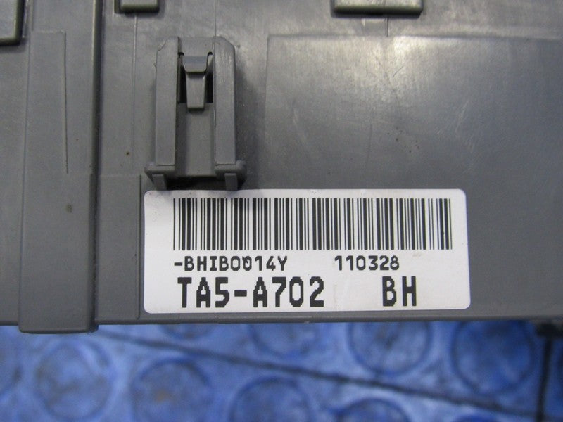 11-12 Honda Accord EX-L Sedan AT Cabin Interior Fuse Relay Box TA5-A70