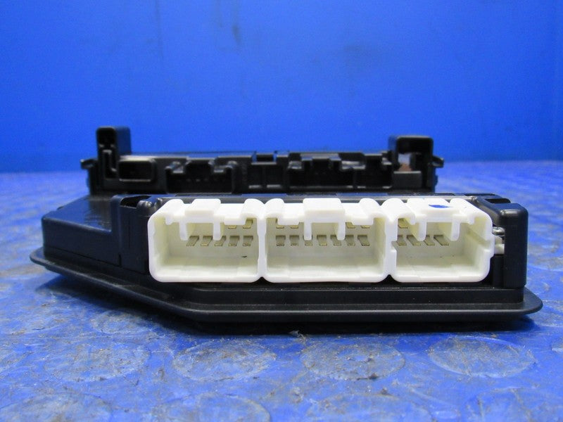 05-10 Toyota Avalon Engine Fuse Box Junction Block Module OEM 82720-07