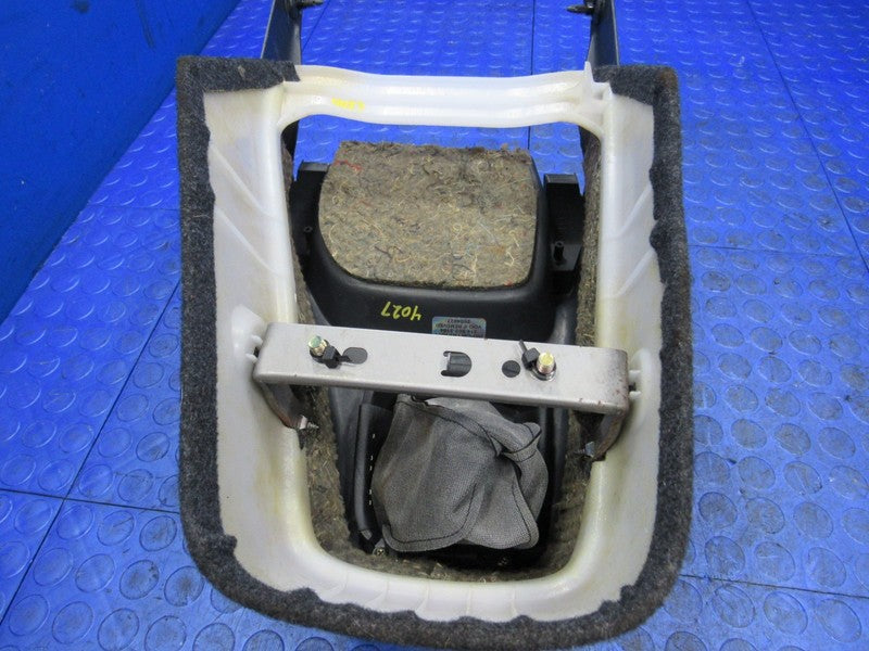 99-01 Honda CRV CR-V 5MT Manual Shifter Bezel Assembly 83401-S10-A01ZB