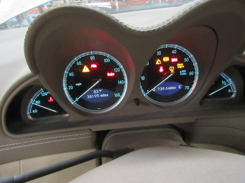 07-12 Mercedes SL550 Center Dash Mounted Vent Beige