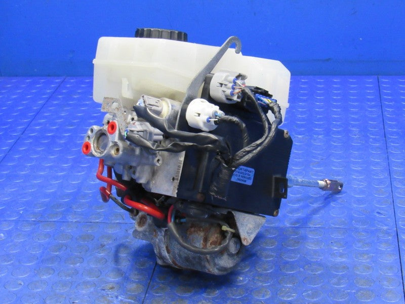 03-05 Toyota 4Runner GX470 ABS Anti-Lock Brake Pump Booster Master Cyl