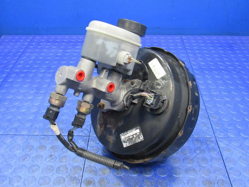 01-02 Toyota Sequoia Brake Booster & Master Cylinder Complete W/ Senso
