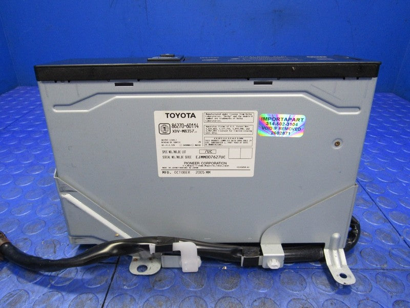 06-07 Land Cruiser LX470 UZJ100 Disc CD Player Changer Magazine 86270-