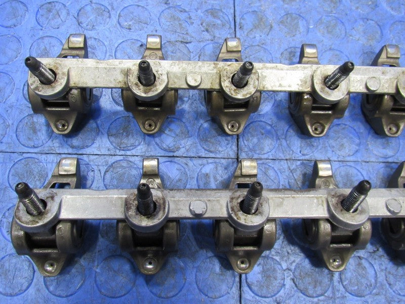 10-15 Camaro SS LS3 L99 823 Rectangle Port Rocker Arms w/ Stands Rocke