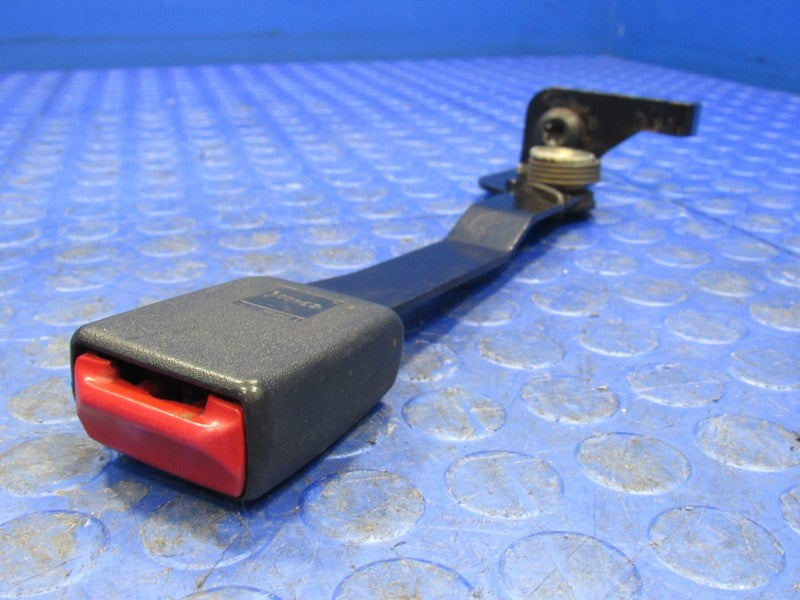 00-05 Ford Excursion Second 2nd Row Gray Center Bench Seat Belt Retrac
