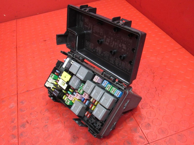 07 Dodge Nitro TIPM Totally Integrated Power Body Module Fuse Box 5604