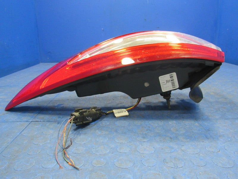 13-16 Ford Fusion Right RH Passenger Outer LED Taillight Tail Light La