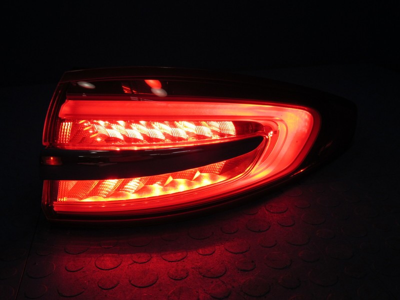 17-20 Ford Fusion Right RH Passenger Outer LED Taillight Tail Light La