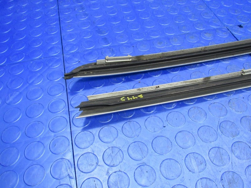 04-10 BMW X3 Titansilber Metallic Windshield Molding Trim Set A-Pillar