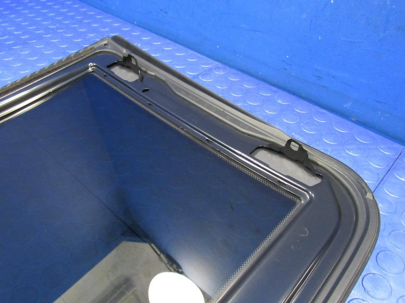 14-20 Nissan Rogue Front Panoramic Sunroof Moonroof Sun Moon Roof Glas