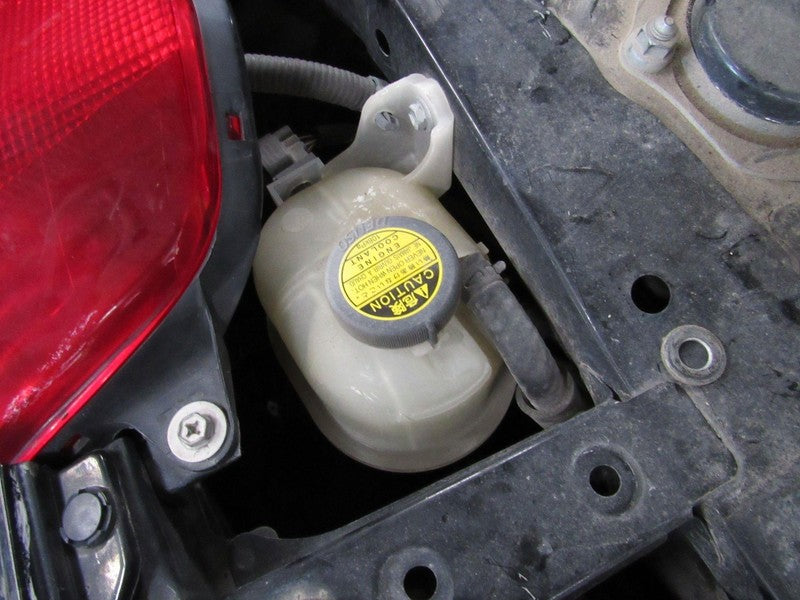 00-05 Toyota MR2 Spyder 1.8 1ZZ-FE Coolant Expansion Tank Recovery Bot