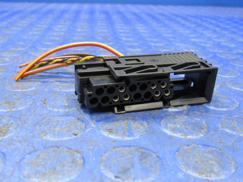 04-06 BMW 5 6 Series E60 E61 E63 E64 MPM Micro Power Module 6135-69396