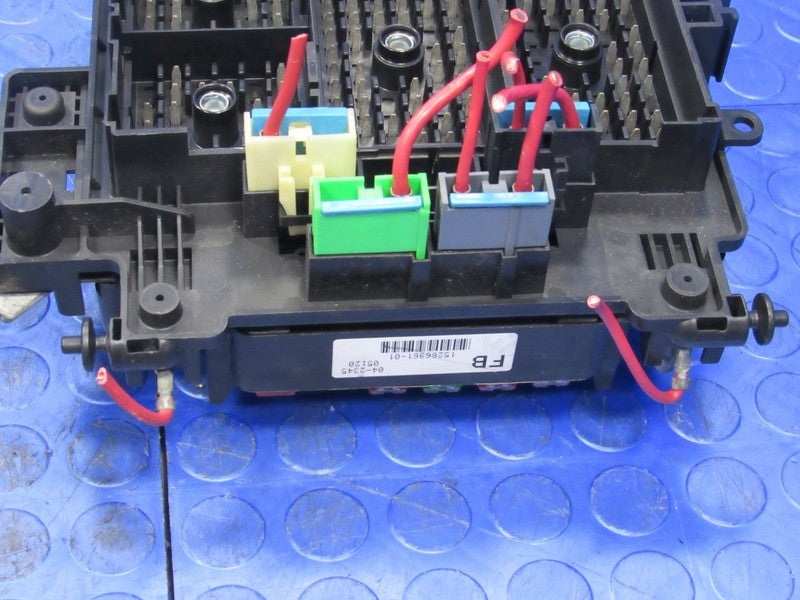 03-07 Hummer H2 Silverado Sierra Tahoe Engine Fuse Panel Relay Box 152