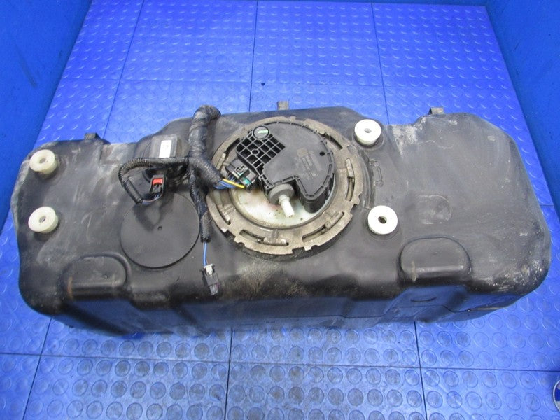 17-20 Chevrolet Express Savana 2500 3500 DEF Tank Exhaust Fluid Reserv