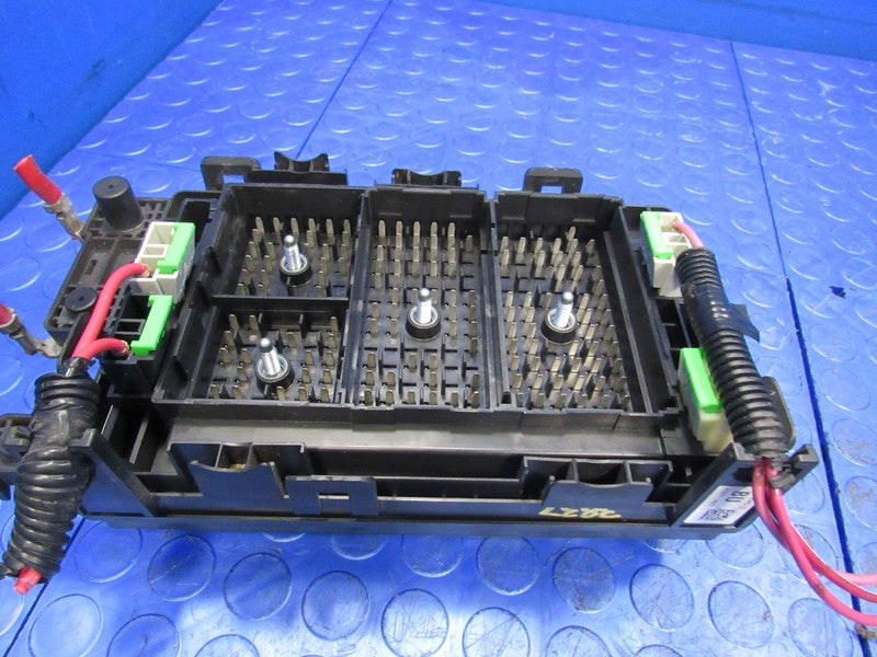 08-09 GMC Envoy Chevy Trailblazer Engine Fuse Box Junction Block 25825