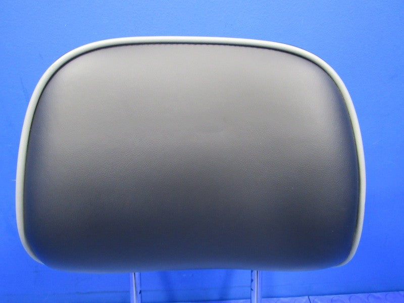 11-13 Jeep Grand Cherokee WK2 Front Active Headrest Leather Black 6764