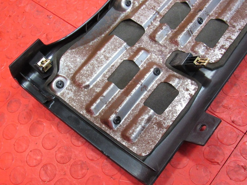 10-13 Silverado Sierra Driver Interior Dash Knee Panel w/Trailer Brake