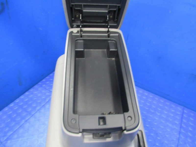 03-07 Lexus LX470 UZJ100 Center Floor Console Armrest Storage Stone Gr