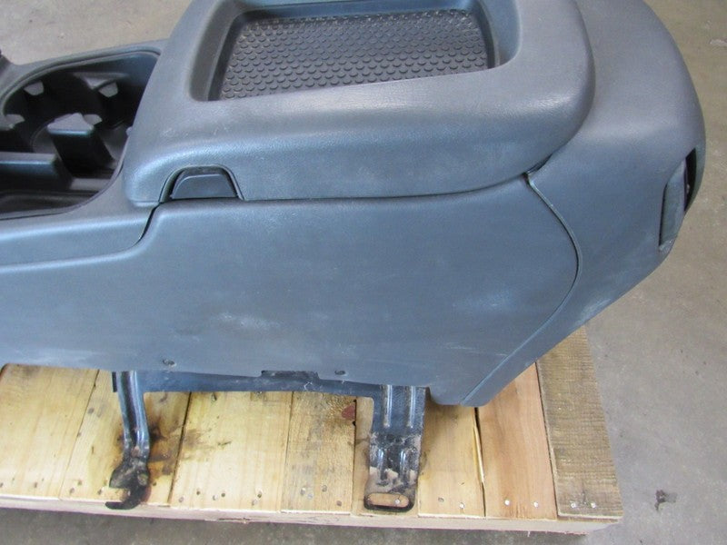 03-06 Silverado Sierra Complete Center Floor Console Swap Very Dark Pe