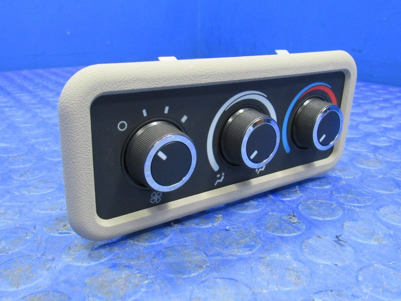 08-24 Express Savana Rear HVAC Climate Heater Temperature Control Pane