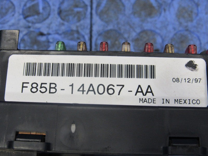 97-98 Ford F-150 Truck Under-Dash Cabin Fuse Relay Box Panel F85B-14A0