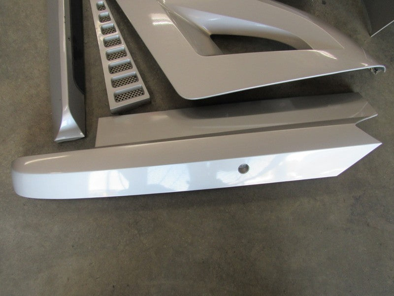 02-13 Escalade EXT Avalanche Smooth Bed Cladding Trim Panel Conversion