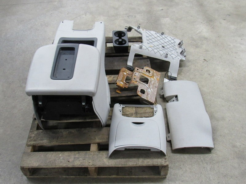 08-14 Silverado Sierra Yukon Tahoe Full Center Console Swap Armrest Gr