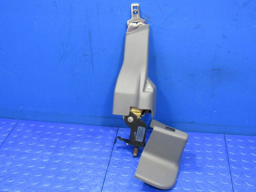 00-05 Ford Excursion Second 2nd Row Center Gray Bench Seat Belt Retrac