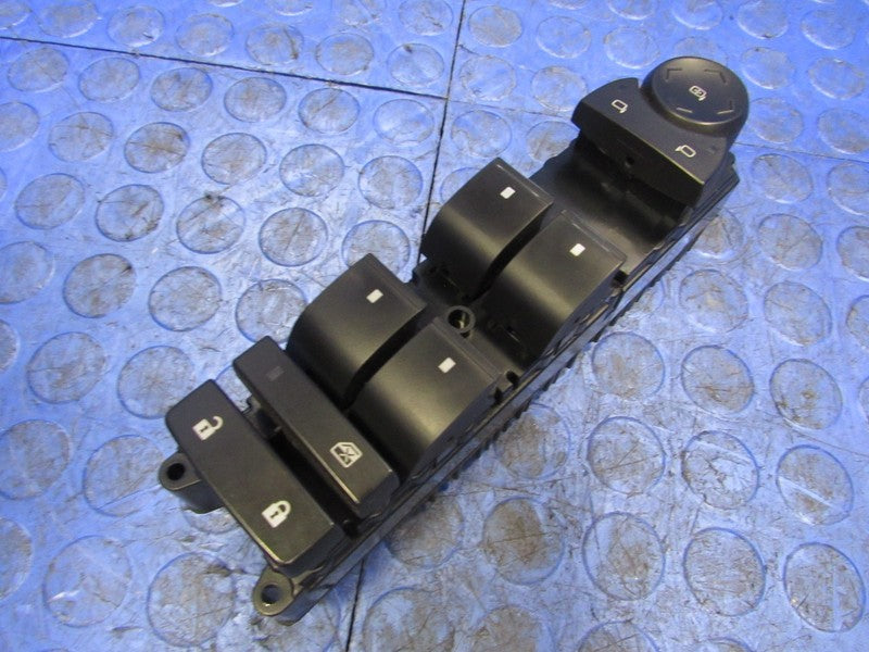 07-13 Silverado Sierra 07-14 Tahoe Yukon Master Power Window Door Swit