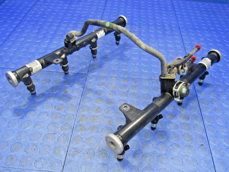 99-04 Chevrolet 4.8L 5.3L 6.0L LQ4 LQ9 LM7 LR4 Return Fuel Rail w/Inje