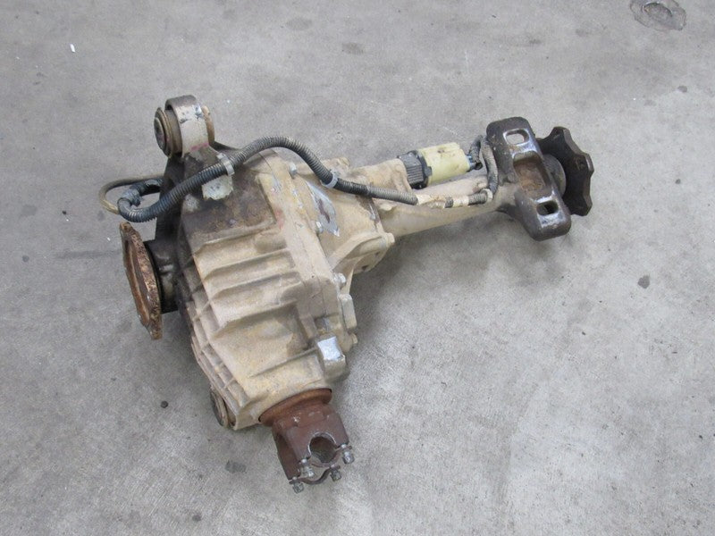 99-06 Silverado Sierra 1500 Front Axle Differential Carrier 3.73 GT4 2