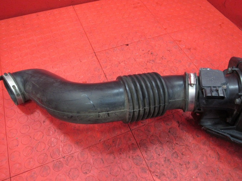 02-03 Ford Crown Victoria / Mercury Grand Marquis  Air Intake Box Tube