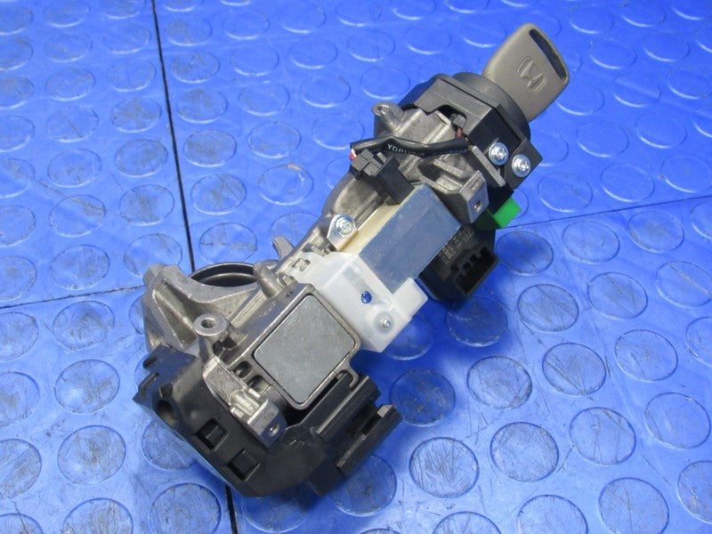08-12 Honda Accord Sedan A/T Ignition Lock Cylinder w/Key Immobilizer 