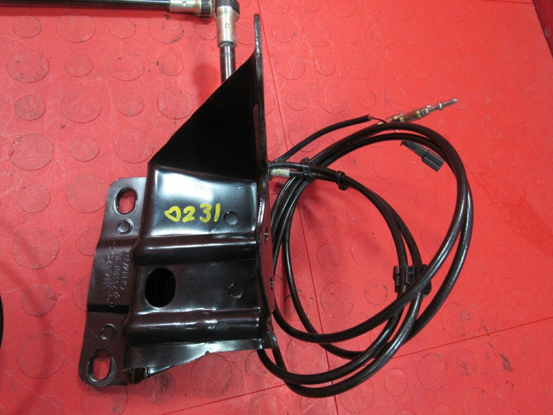01-06 325Ci 330Ci M3 E46 Convertible Top Ram Hose Line Bracket Assembl