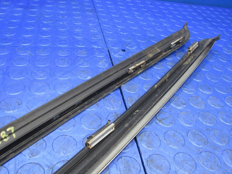 04-10 BMW X3 Jet Black Schwarz Windshield Molding Trim Set A-Pillar OE