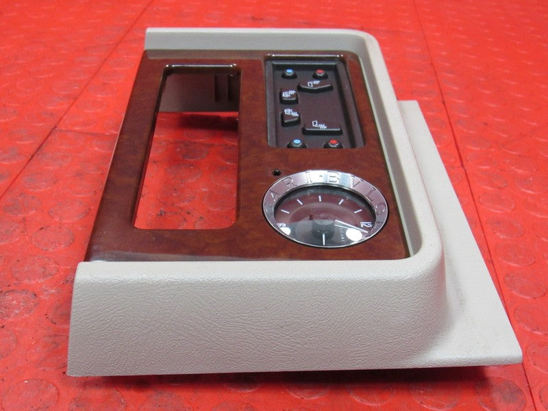 05-06 Escalade Platinum Center Dash Clock Console Bezel Heated Cooled 