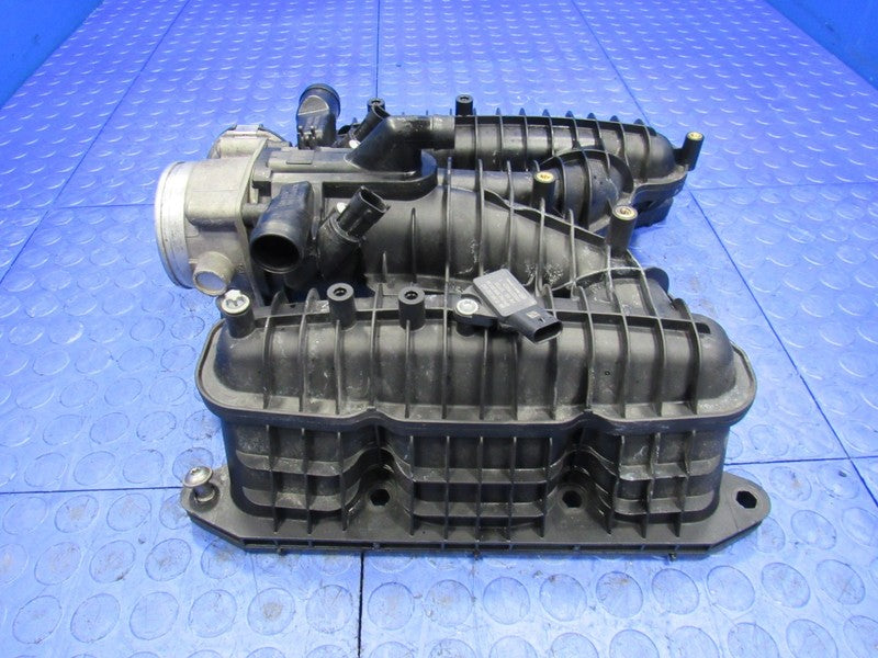 15-18 Porsche Macan S GTS 95B 3.0L V6 Intake Manifold w/ TB 946.110.01