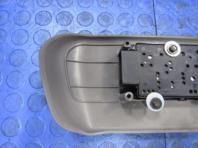 03-06 Silverado Yukon Escalade Right Passenger Power Seat Control Swit