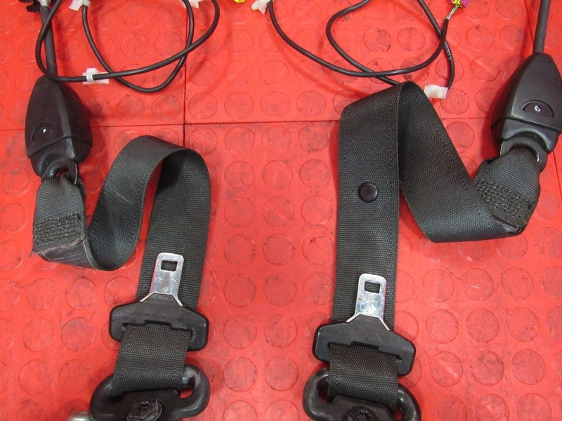 08-09 Pontiac G8 Front Driver Passenger Seat Belts Retractors Pair Bla