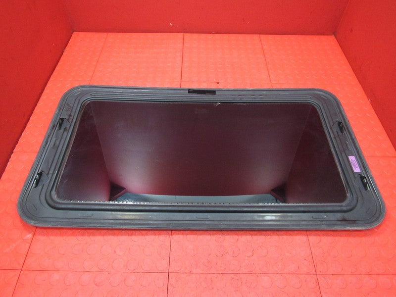 00-06 Yukon Tahoe Suburban Sunroof Moonroof Sun Moon Roof Glass Panel 