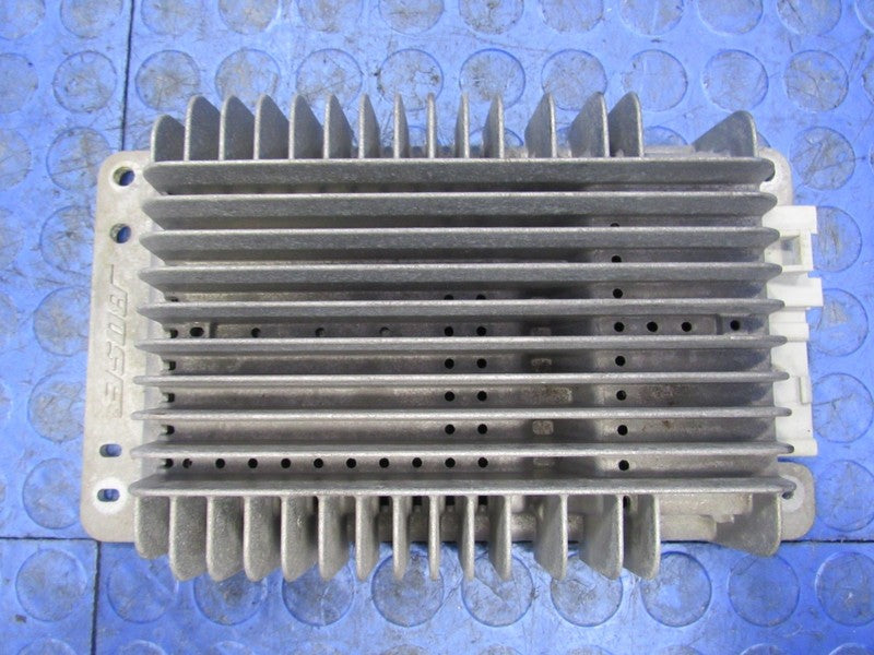 04-07 Hummer H2 Bose Luxury Audio Stereo Radio Amplifier Amp 15113803 