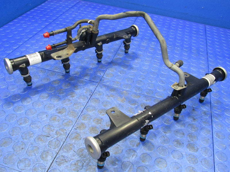 99-04 Chevrolet 4.8L 5.3L 6.0L LQ4 LQ9 LM7 LR4 Return Fuel Rail w/Inje