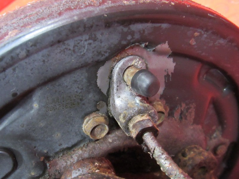 96-00 Honda Civic Right Passenger Rear Drum Brake Knuckle Hub Control 