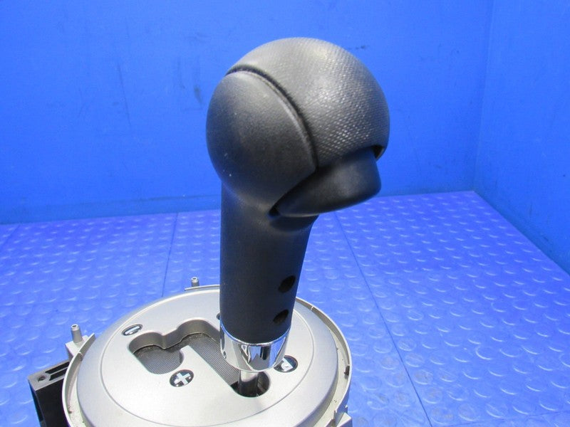 04-11 Mitsubishi Endeavor Floor Shifter Gear Shift Lever Selector Asse