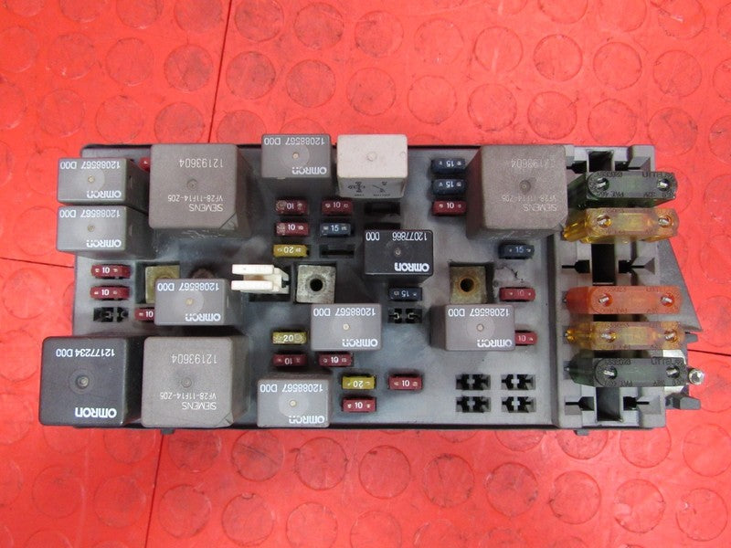 97-98 Chevrolet Corvette C5 Under-Dash Fuse Relay Box Block Center 153