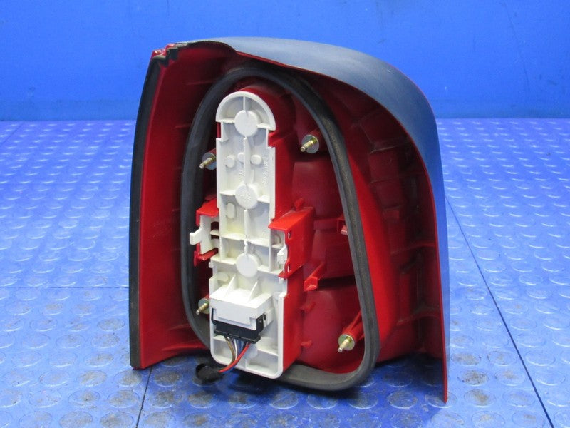 99.5-02 Audi A4 S4 B5 Avant Wagon Right Passenger Taillight Tail Light