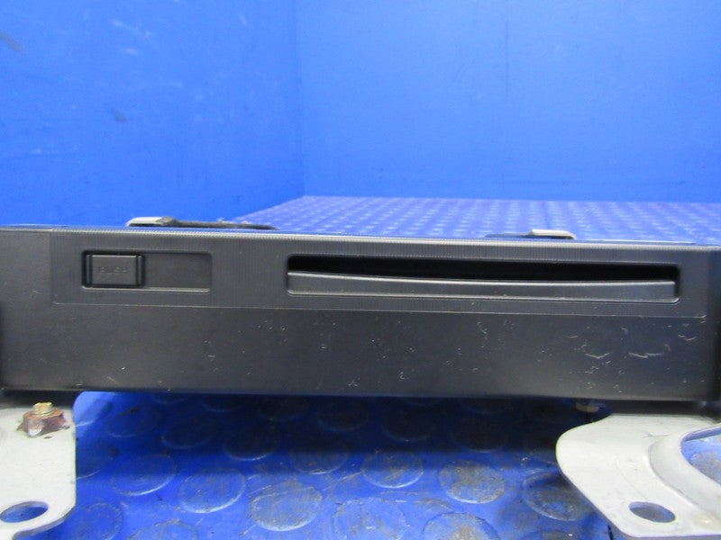 04-09 LX470 Land Cruiser Prius GPS Navigation Navi Computer Drive 8684